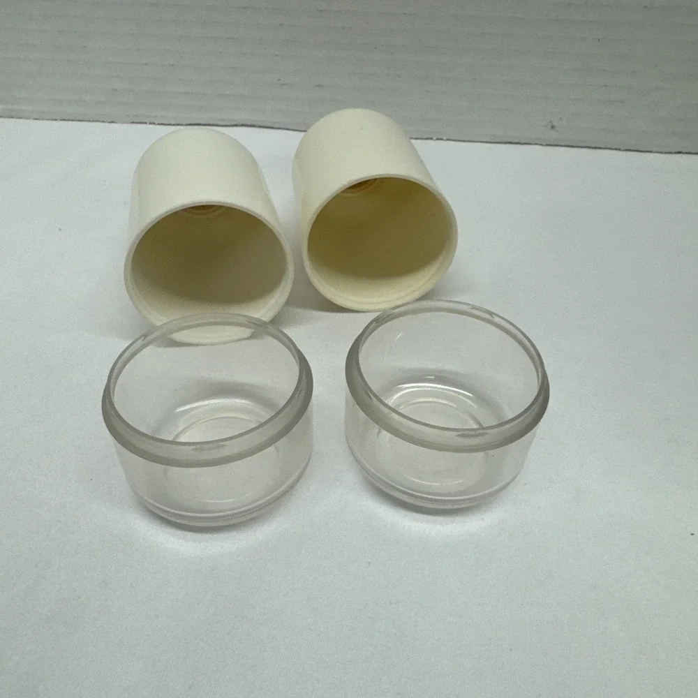 Tupperware Salt and Pepper Shakers Set Clear Ivory And Beige 2314A